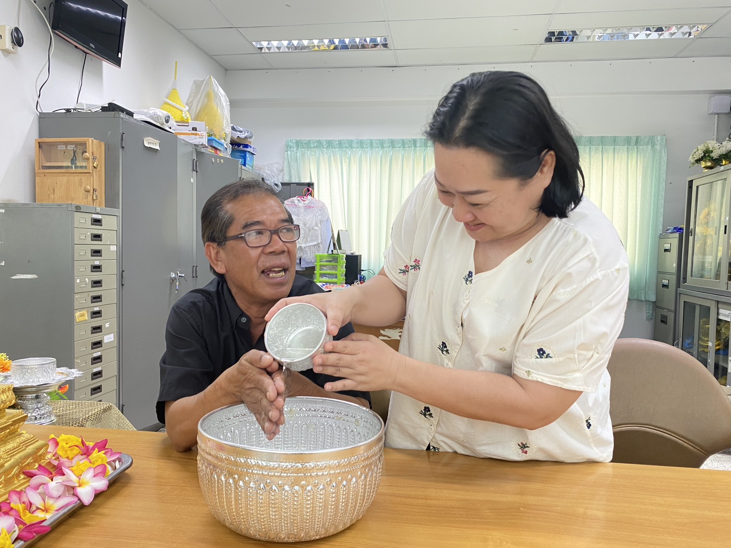 title - ปฏิรูปที่ดินจังหวัดเพชรบุรี พร้อมด้วย นางสาวศรีสุดา วงศ์สร้างทรัพย์ นิติกร ร่วมการประชุมปฐมนิเทศน์ (Project Orientation) โครงการศึกษาความเหมาะสมเส้นทางโลจิสติกส์ เชื่อมโยง จังหวัดกาญจนบุรี ราชบุรี และเพชรบุรี